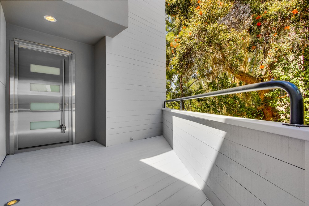 Virtual tour photo 9 of 99 for 2790 Brant Street