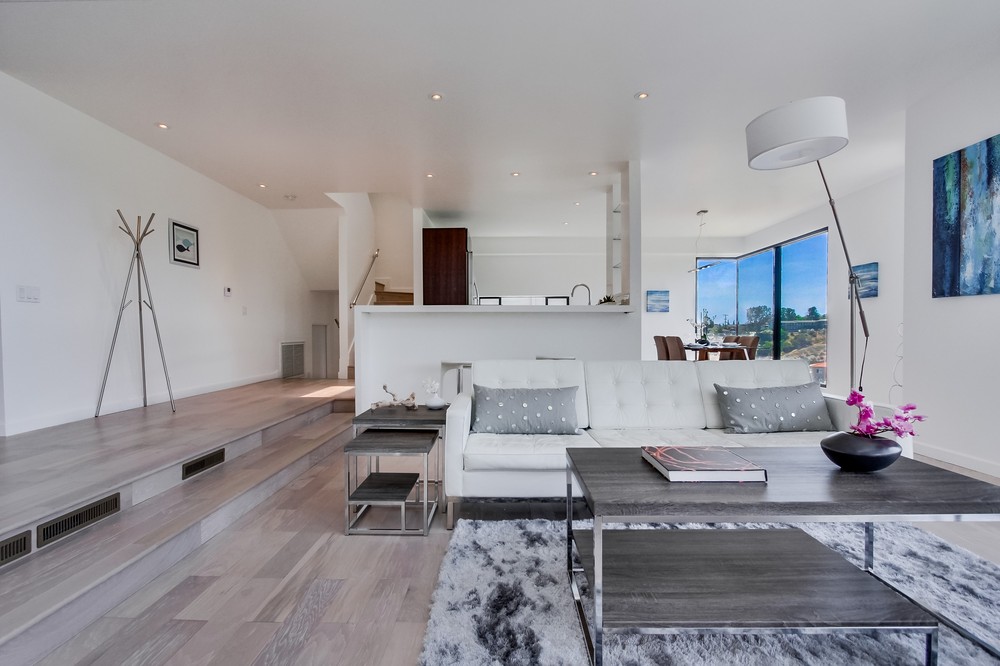 Virtual tour photo 17 of 99 for 2790 Brant Street