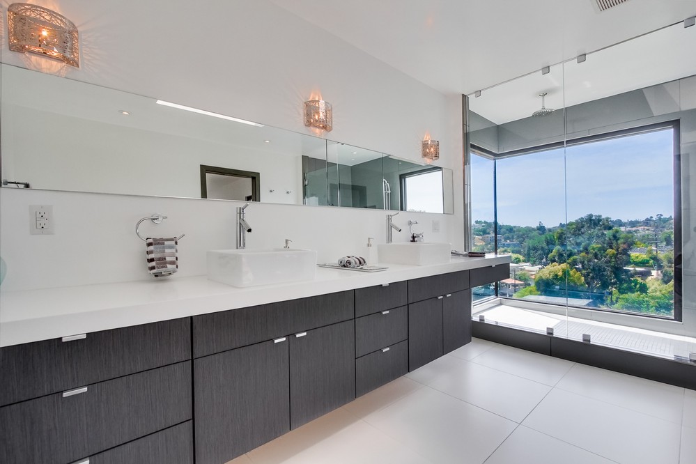 Virtual tour photo 55 of 99 for 2790 Brant Street