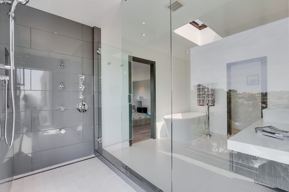 Virtual tour photo 61 of 99 for 2790 Brant Street