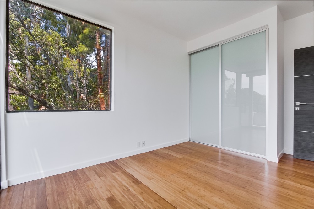 Virtual tour photo 81 of 99 for 2790 Brant Street