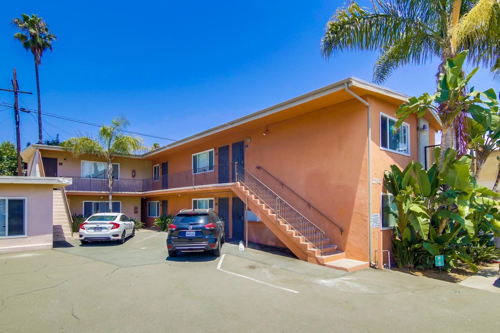 Virtual tour photo 3 of 20 for 2790 E St #4