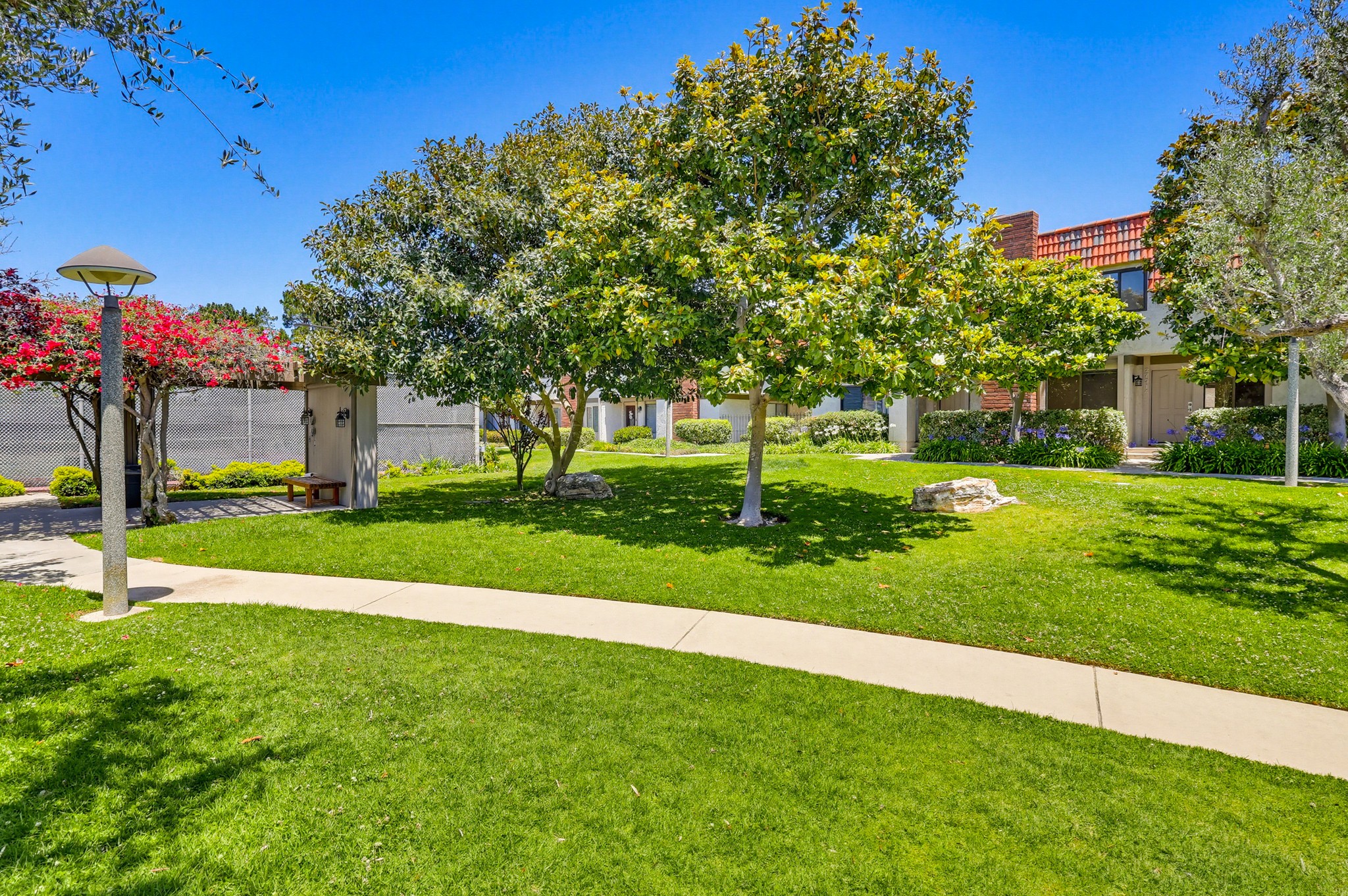 Virtual tour photo 5 of 91 for 27914 Ridgebluff Ct