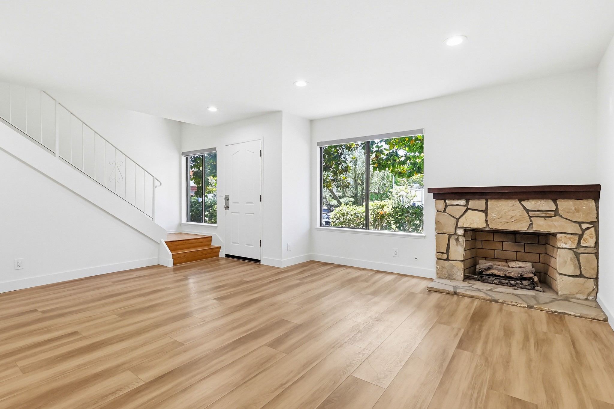 Virtual tour photo 19 of 91 for 27914 Ridgebluff Ct