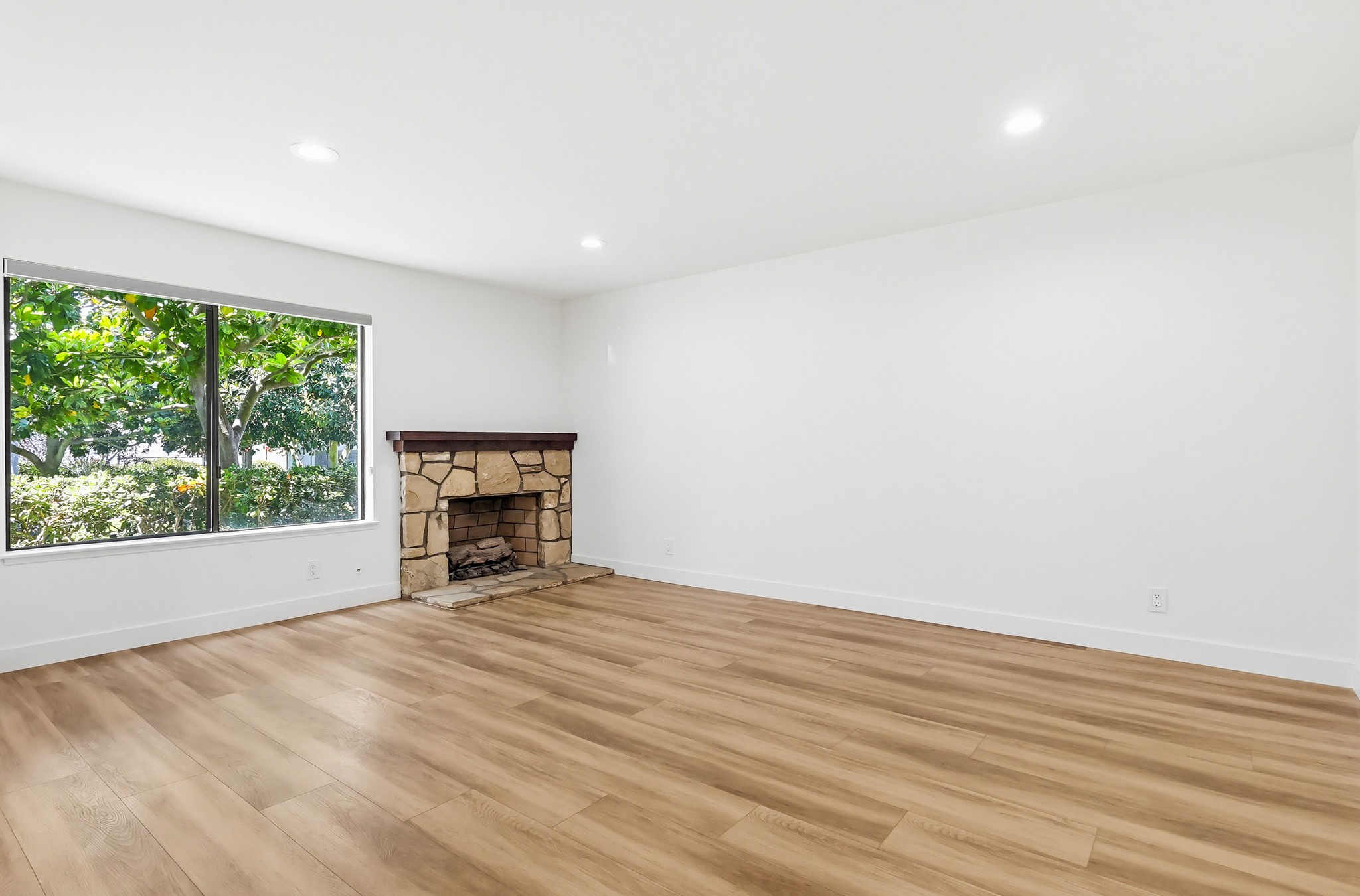 Virtual tour photo 20 of 91 for 27914 Ridgebluff Ct
