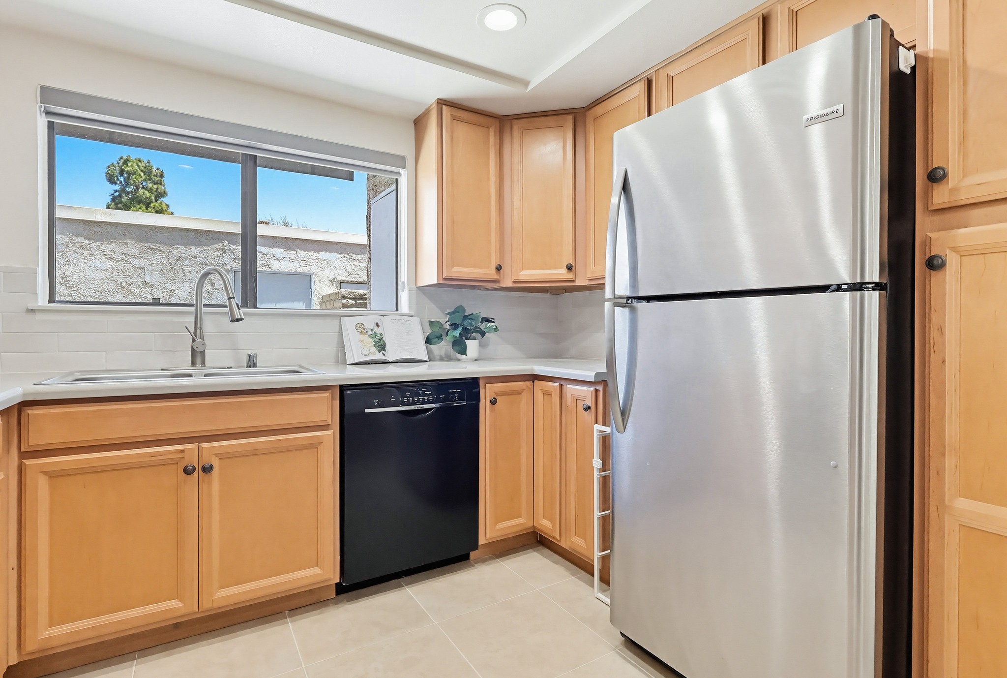 Virtual tour photo 27 of 91 for 27914 Ridgebluff Ct