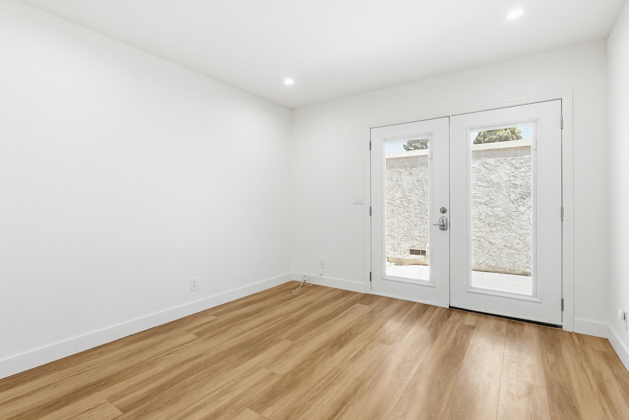 Virtual tour photo 32 of 91 for 27914 Ridgebluff Ct