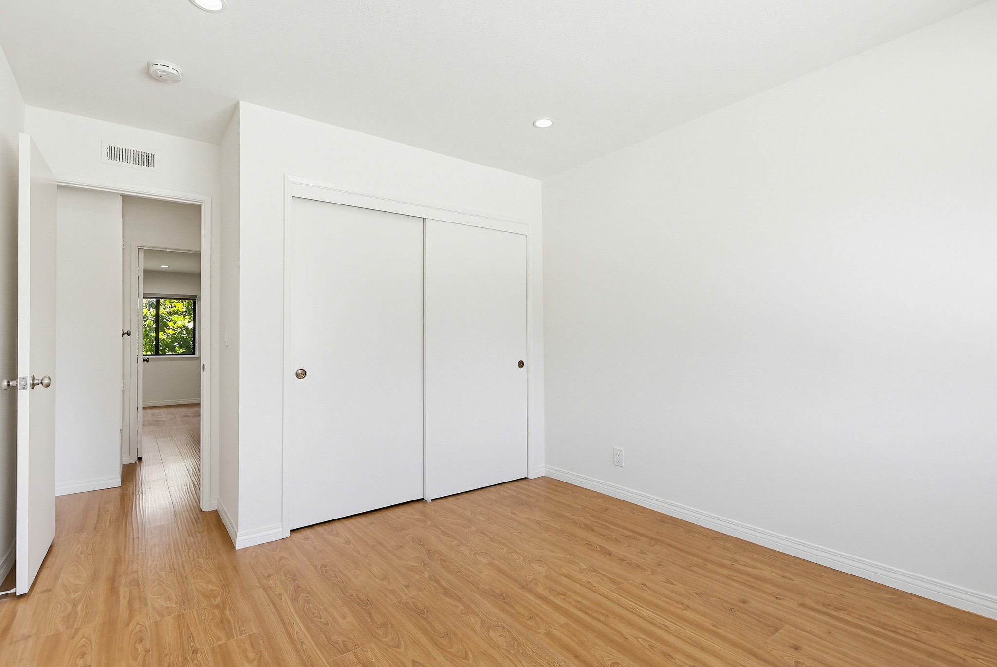 Virtual tour photo 50 of 91 for 27914 Ridgebluff Ct