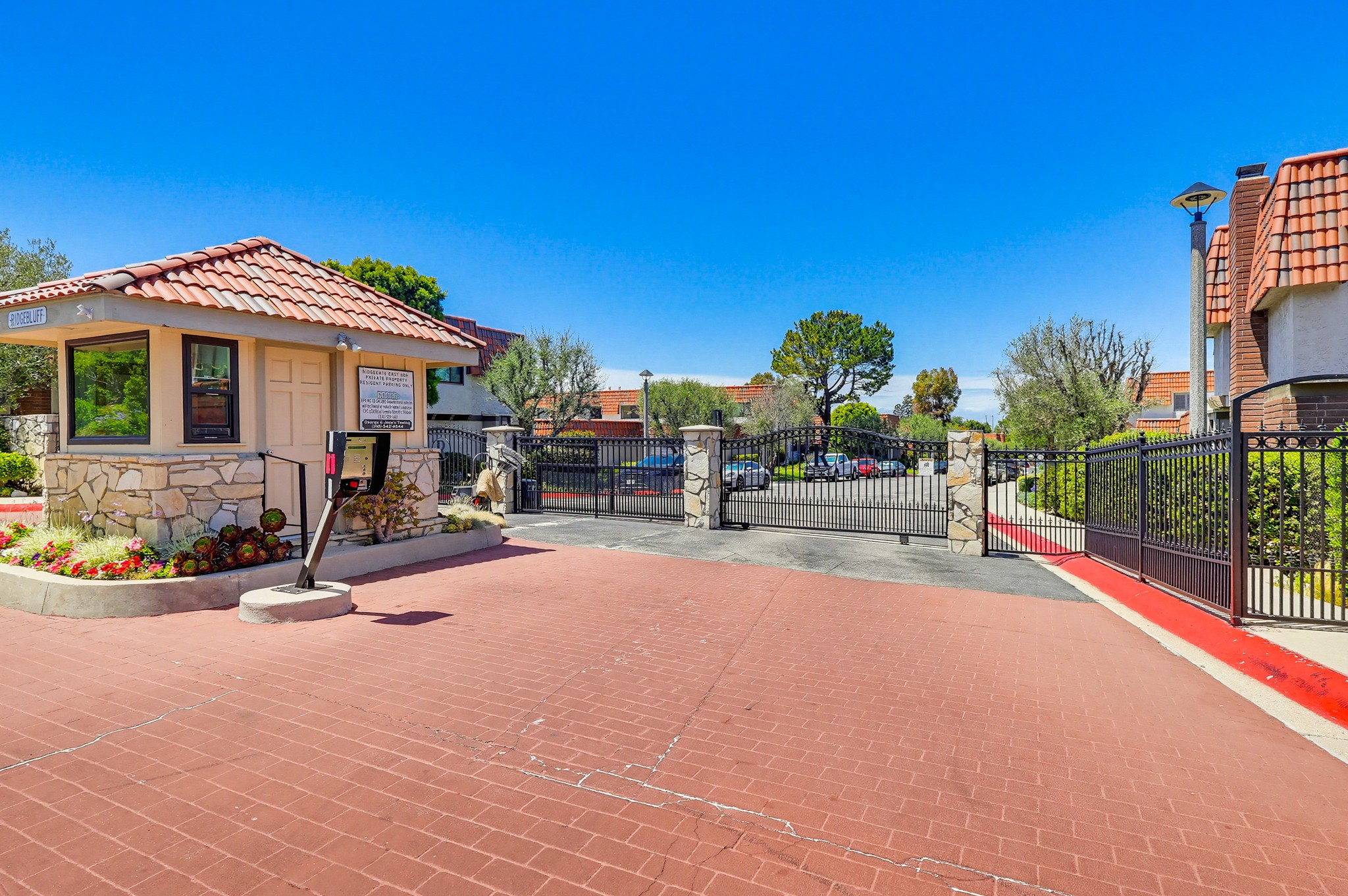 Virtual tour photo 88 of 91 for 27914 Ridgebluff Ct