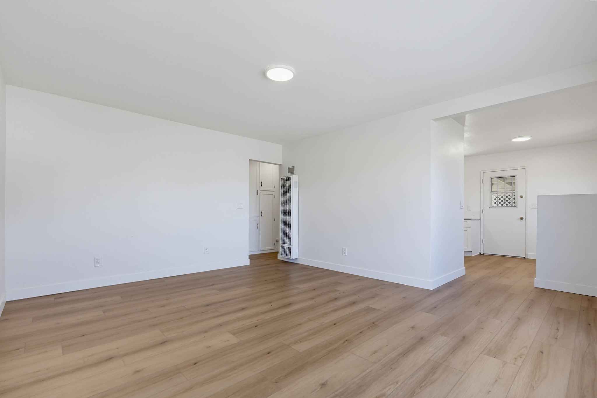 Virtual tour photo 9 of 56 for 2797 Massachusetts Ave