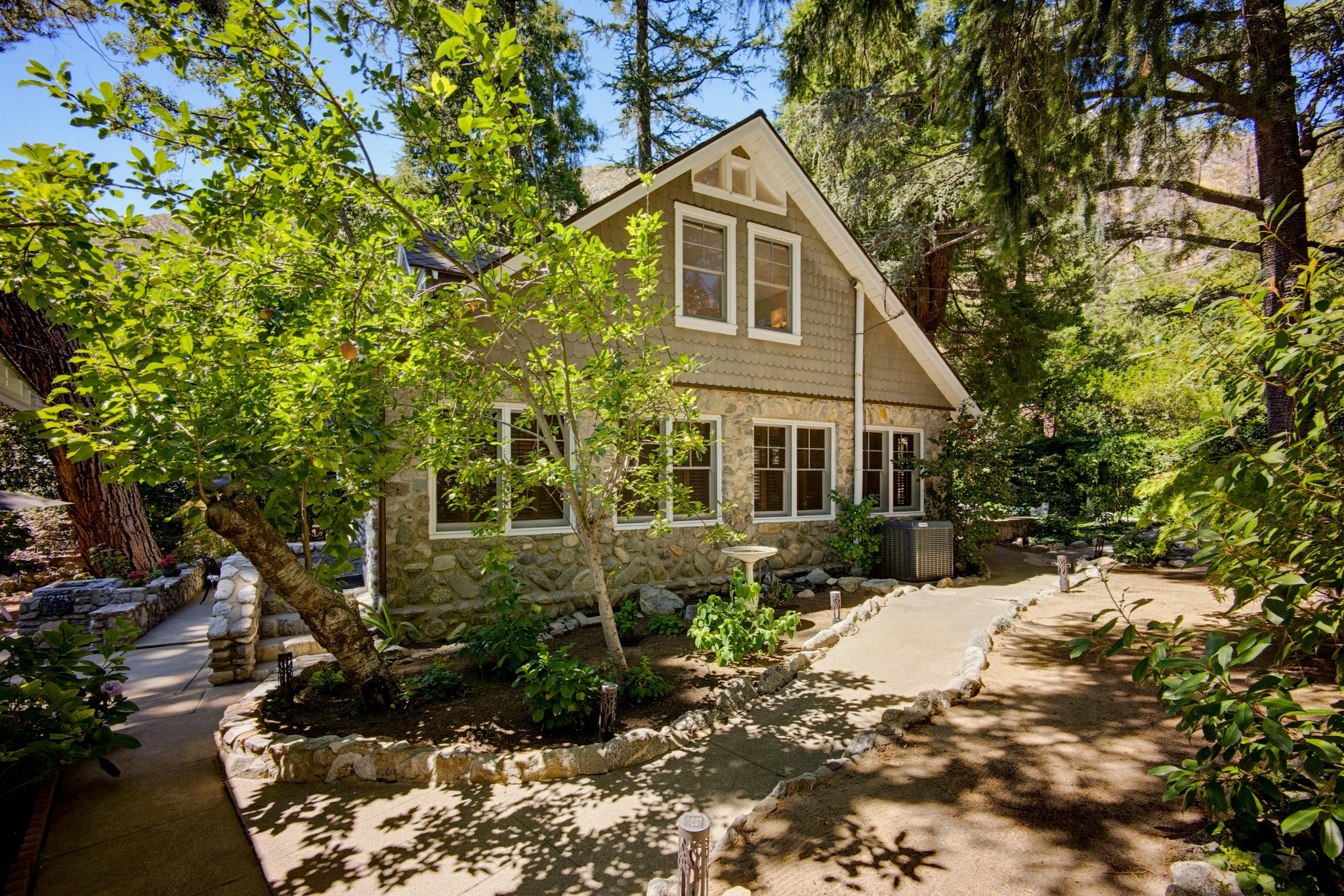 Virtual tour photo 30 of 67 for 28 Bear Dr