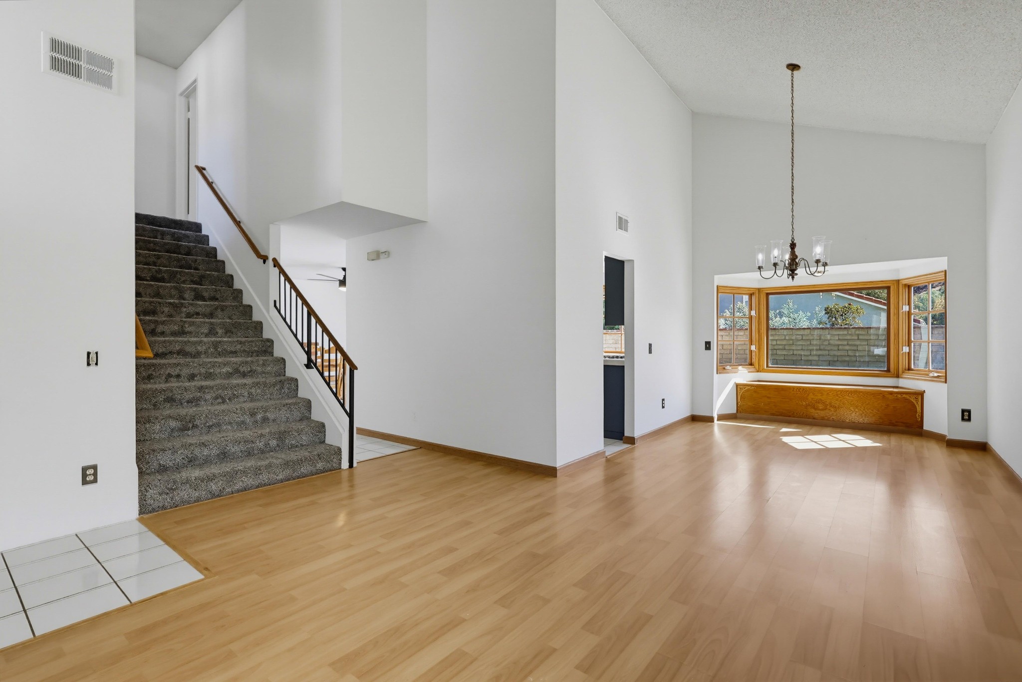 Virtual tour photo 10 of 70 for 28006 Sturbridge Dr