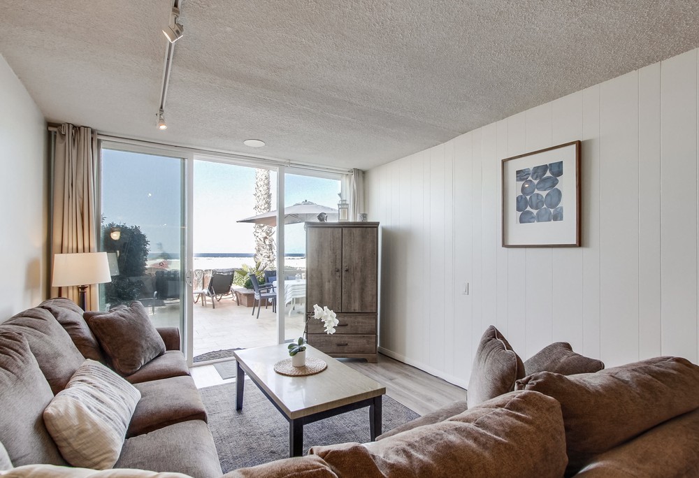 Virtual tour photo 20 of 72 for 2801 Ocean Front Walk Unit A & B