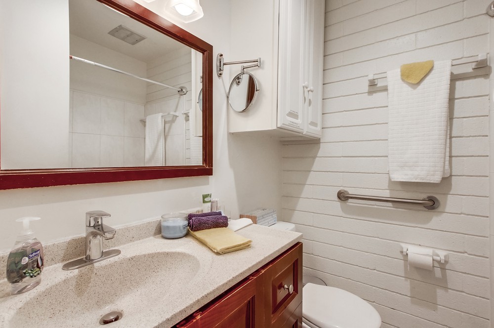 Virtual tour photo 43 of 72 for 2801 Ocean Front Walk Unit A & B