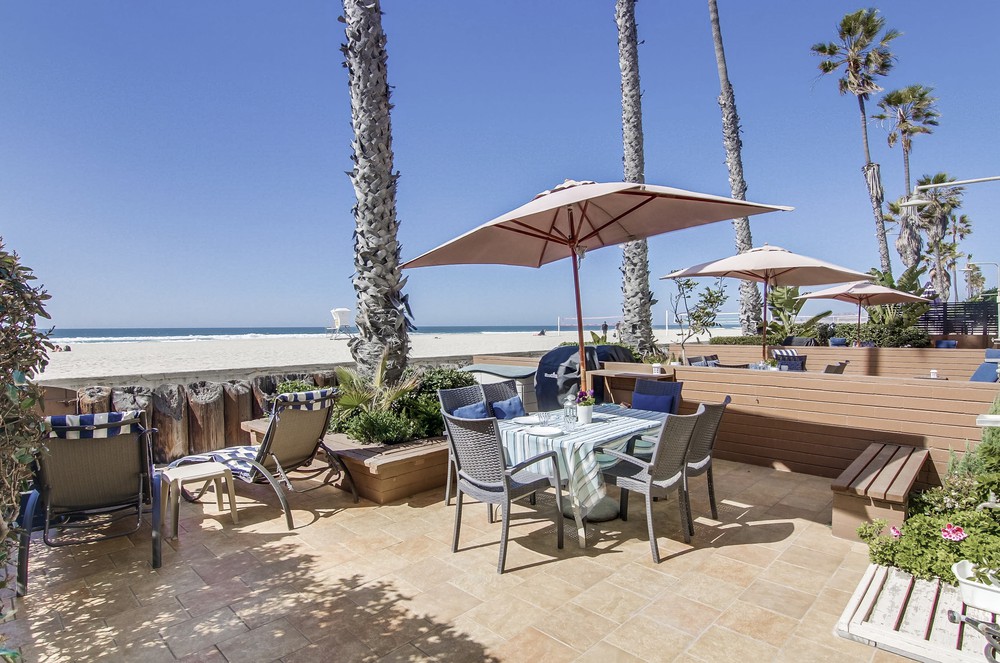 Virtual tour photo 52 of 72 for 2801 Ocean Front Walk Unit A & B