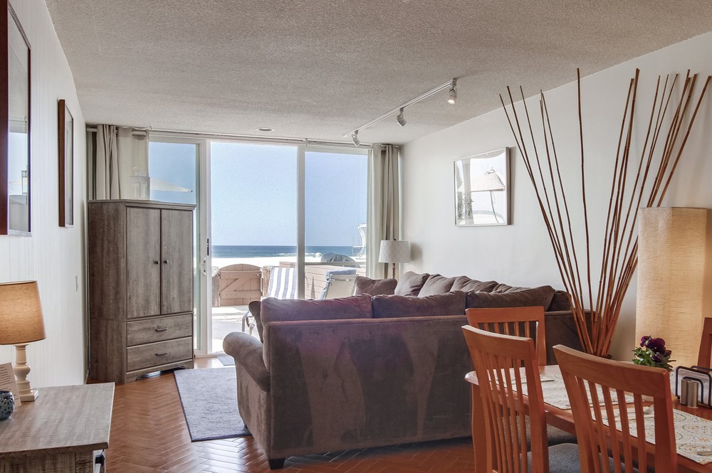 Virtual tour photo 61 of 72 for 2801 Ocean Front Walk Unit A & B