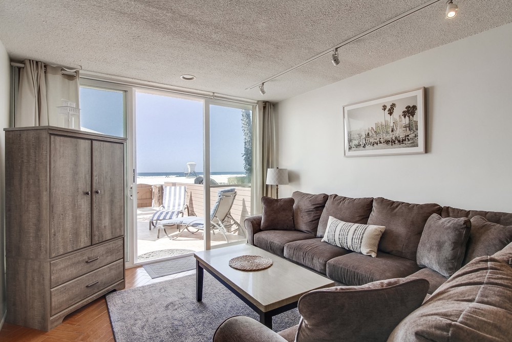 Virtual tour photo 66 of 72 for 2801 Ocean Front Walk Unit A & B