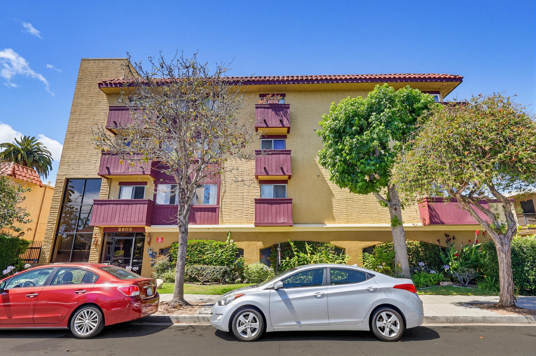 Virtual tour photo 3 of 46 for 2805 E 3rd St