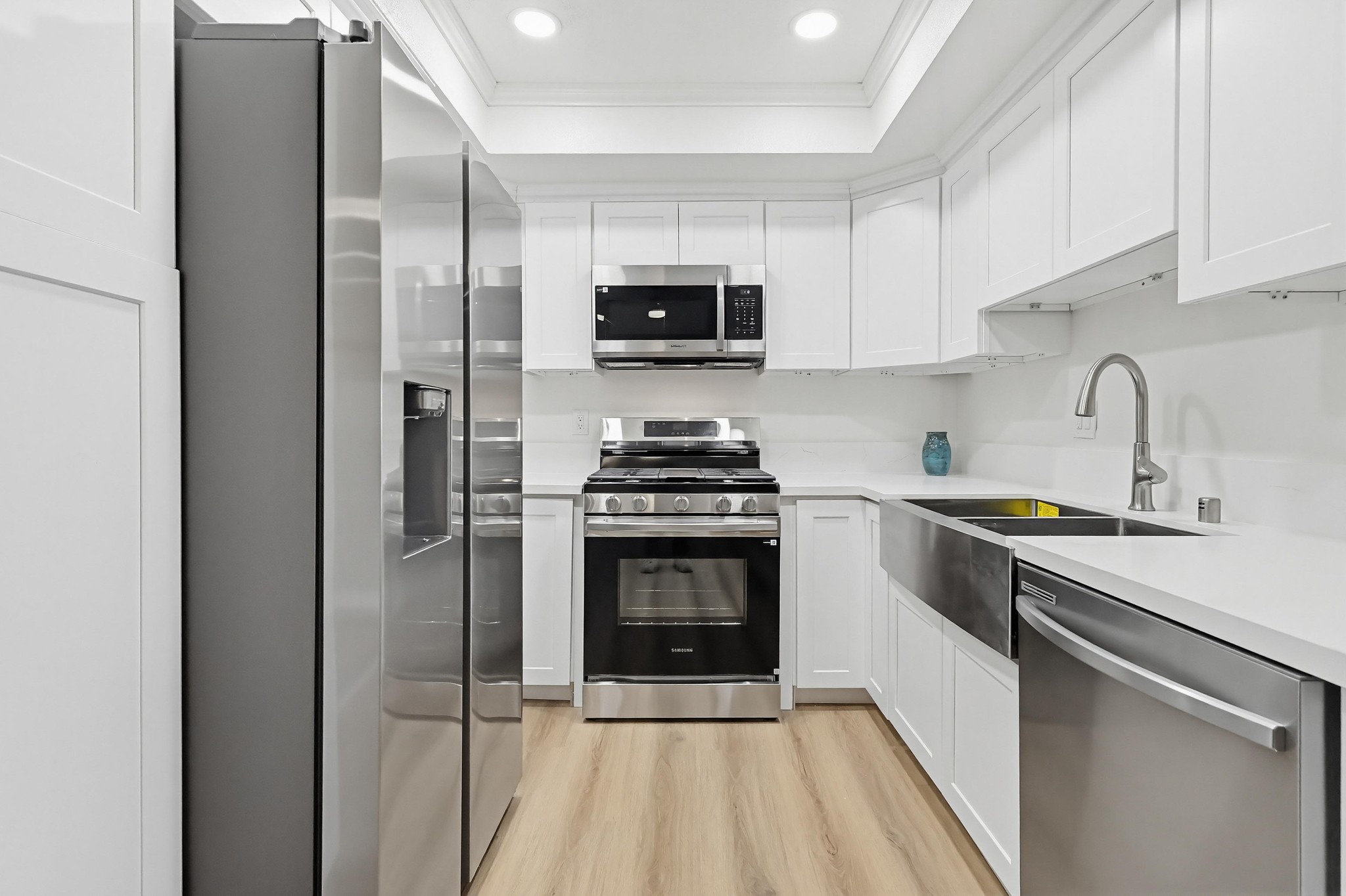 Virtual tour photo 22 of 46 for 2805 E 3rd St