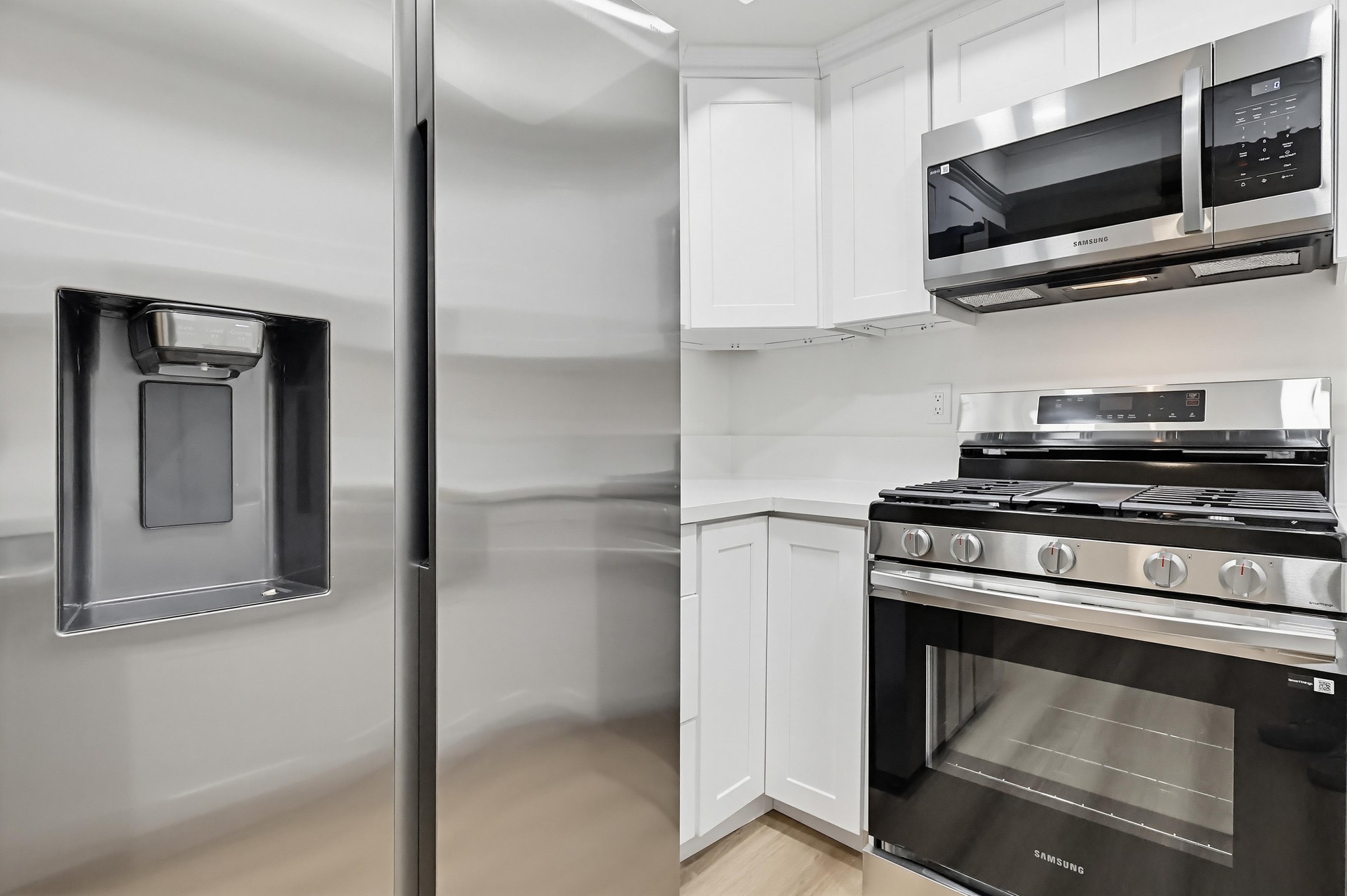 Virtual tour photo 25 of 46 for 2805 E 3rd St