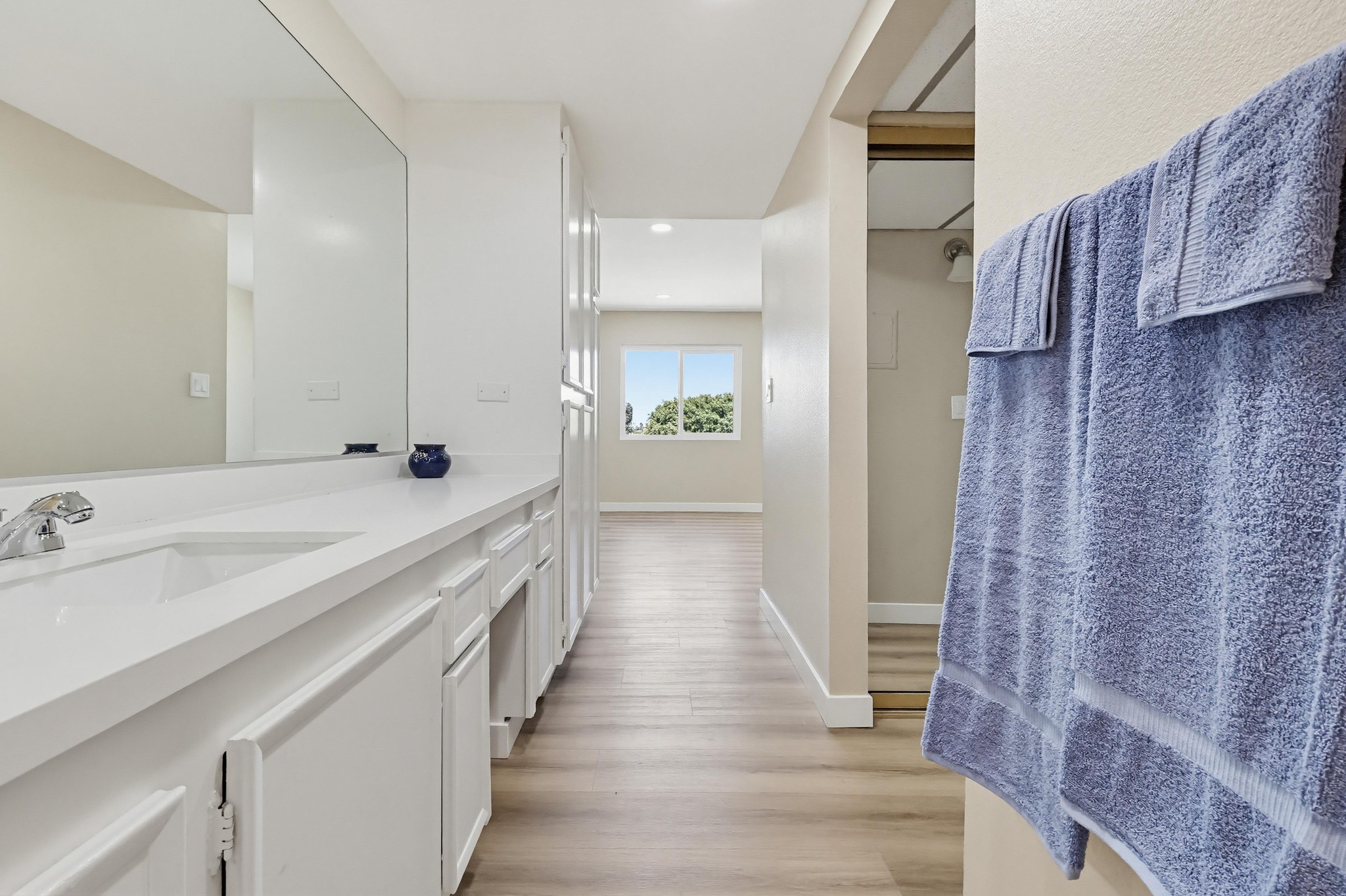Virtual tour photo 39 of 46 for 2805 E 3rd St
