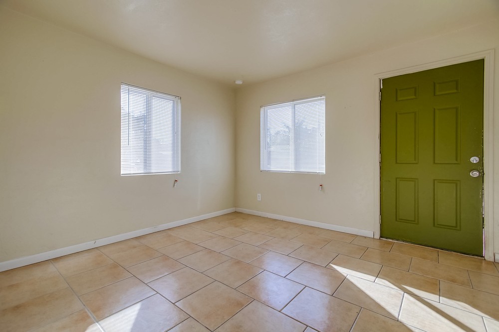 Virtual tour photo 11 of 56 for 2809 Clay Ave