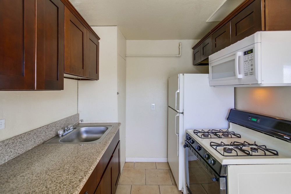 Virtual tour photo 16 of 56 for 2809 Clay Ave