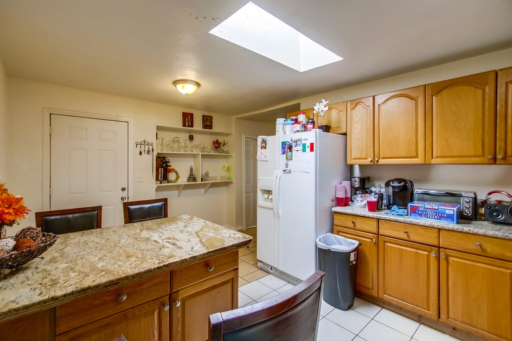 Virtual tour photo 31 of 56 for 2809 Clay Ave