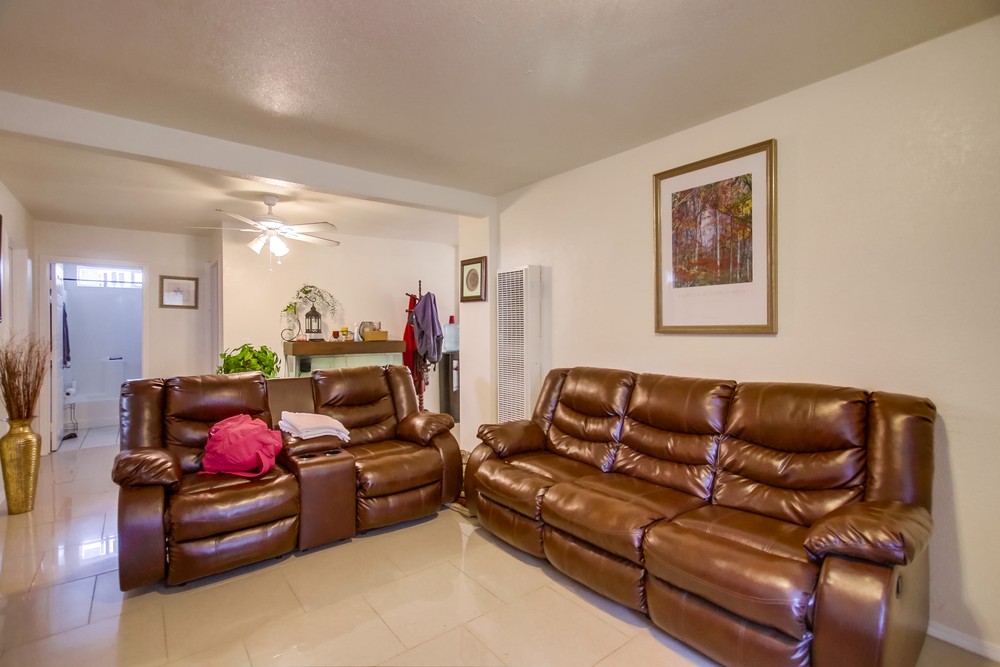 Virtual tour photo 33 of 56 for 2809 Clay Ave