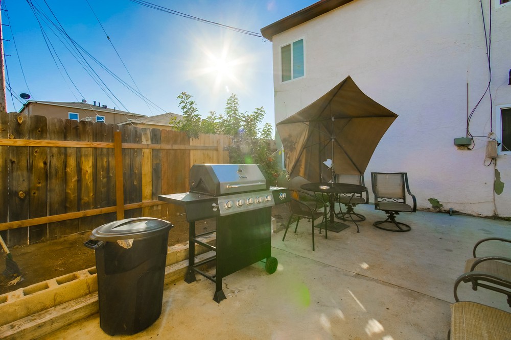 Virtual tour photo 47 of 56 for 2809 Clay Ave