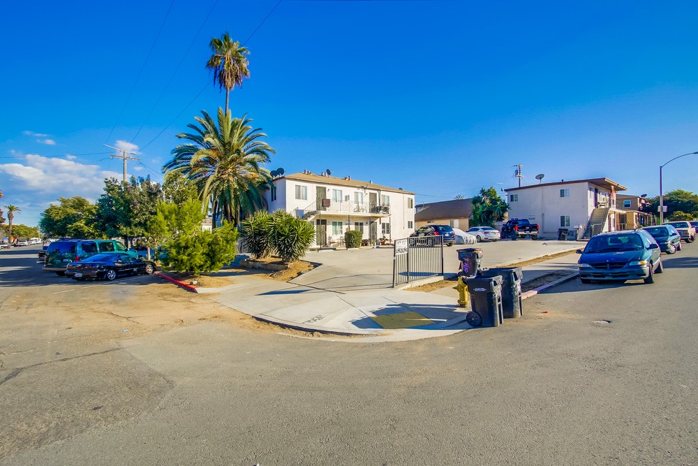 Virtual tour photo 57 of 56 for 2809 Clay Ave