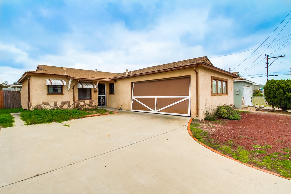 Virtual tour photo 1 of 34 for 2811 Whitney St