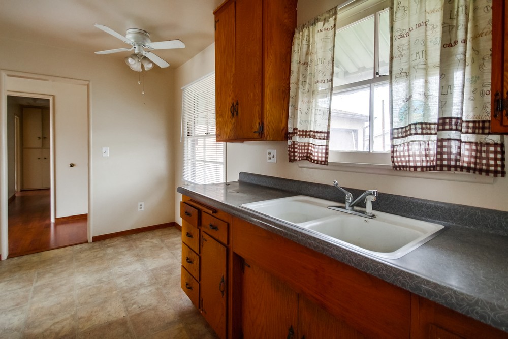 Virtual tour photo 11 of 34 for 2811 Whitney St
