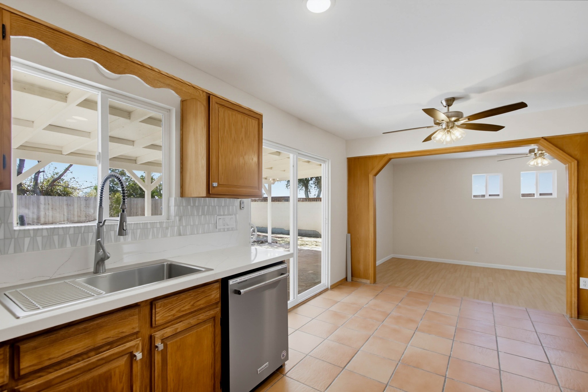 Virtual tour photo 13 of 42 for 2816 Louise St