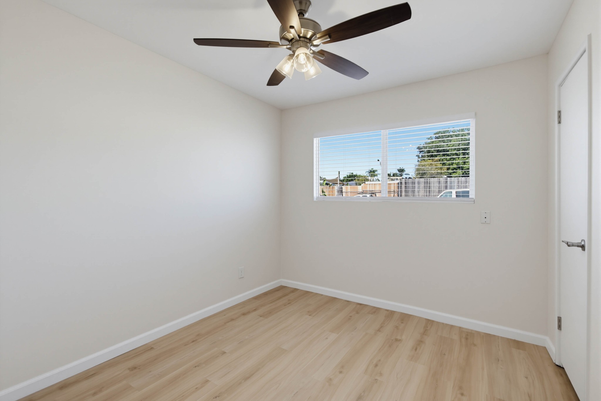 Virtual tour photo 19 of 42 for 2816 Louise St