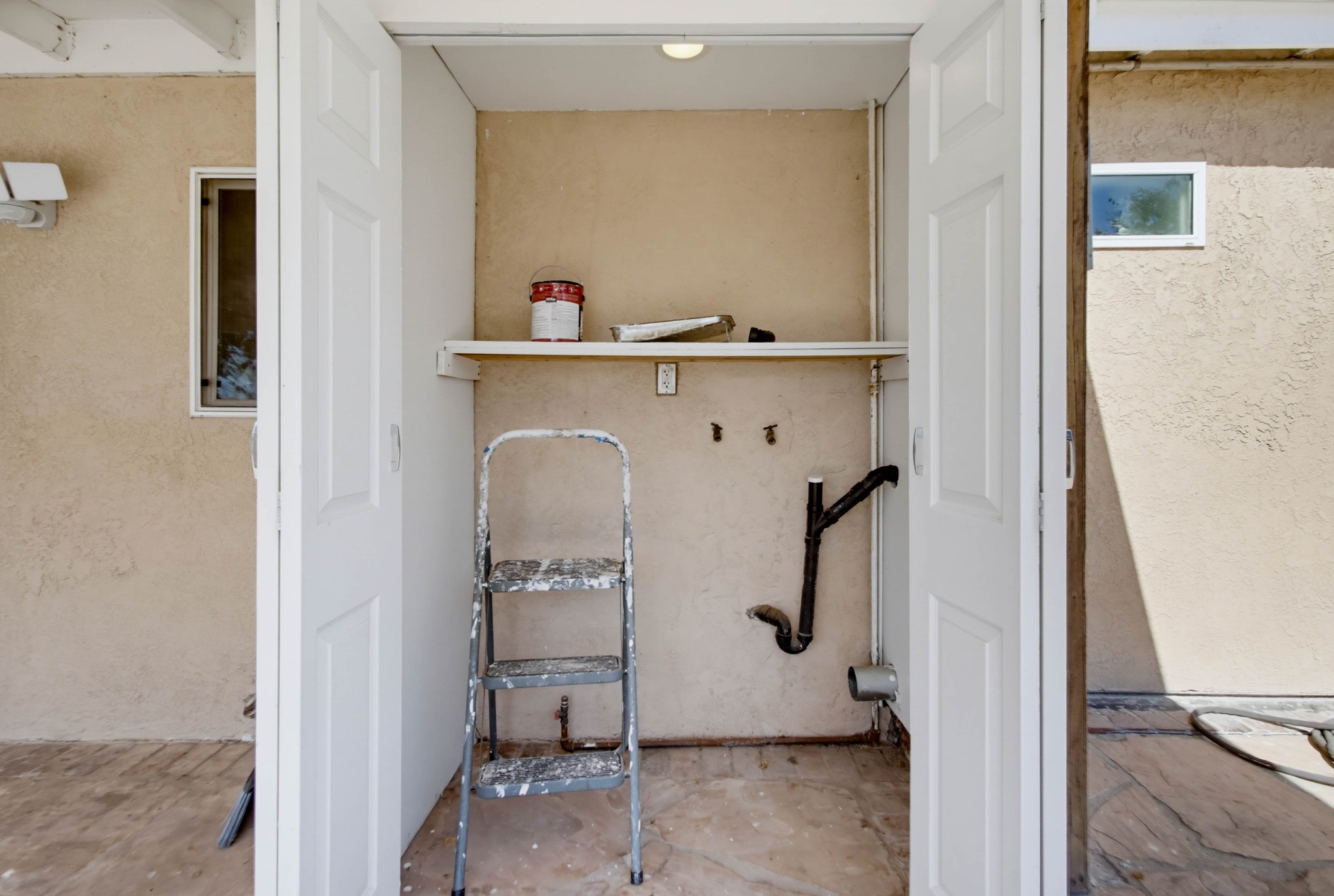 Virtual tour photo 32 of 42 for 2816 Louise St