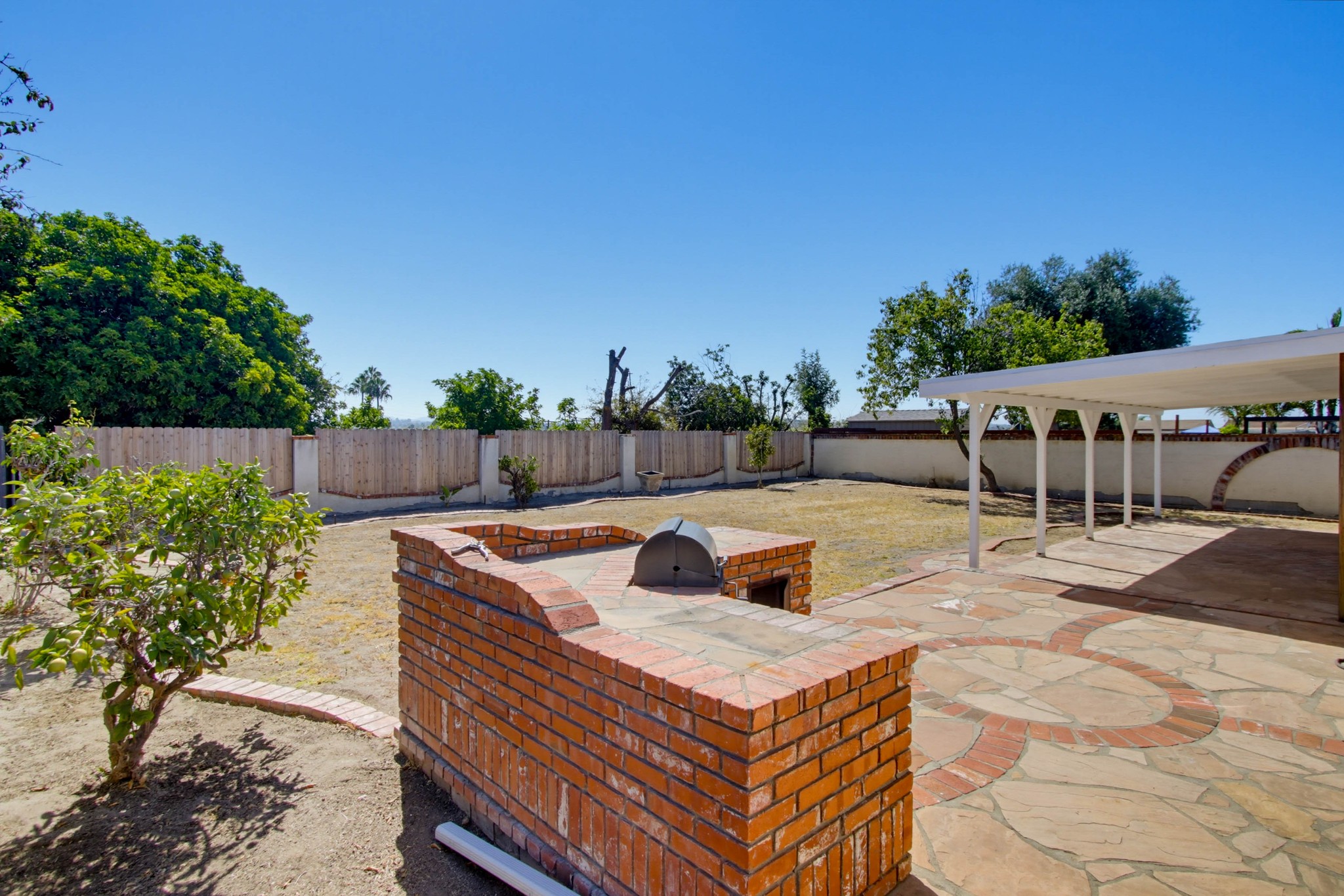 Virtual tour photo 37 of 42 for 2816 Louise St