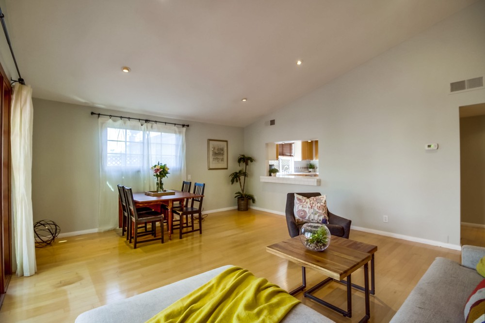 Virtual tour photo 12 of 54 for 2817 Dale St