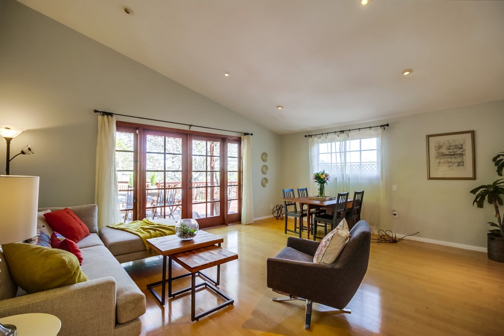 Virtual tour photo 15 of 54 for 2817 Dale St