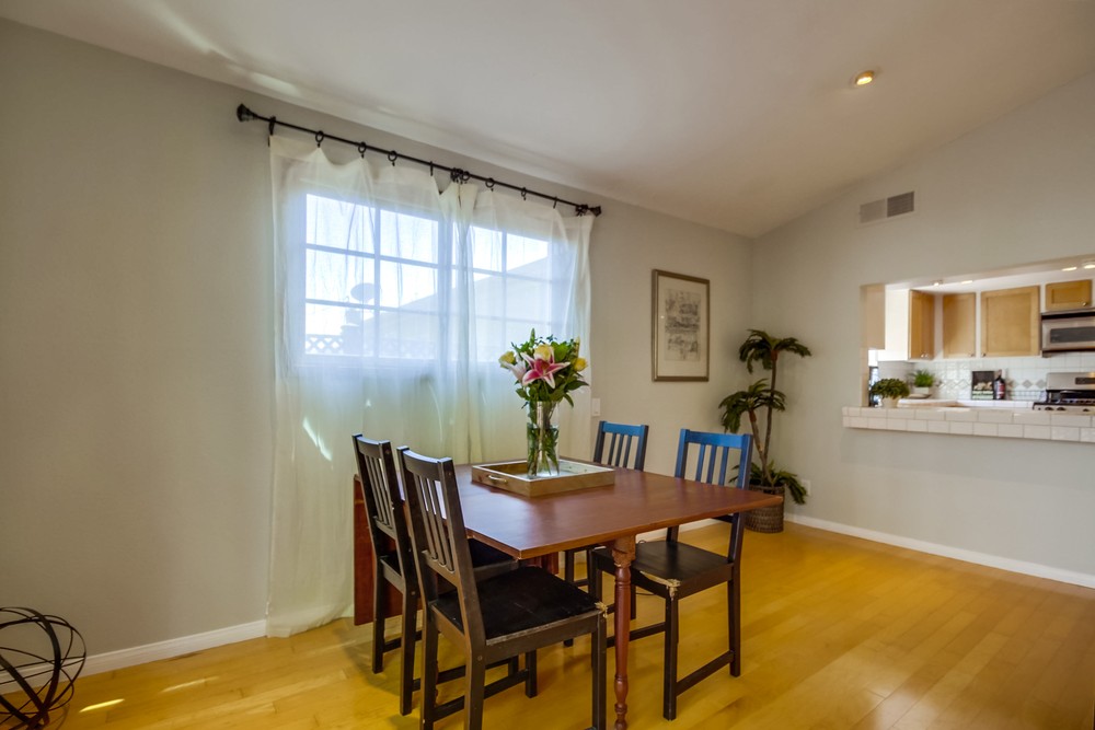 Virtual tour photo 16 of 54 for 2817 Dale St
