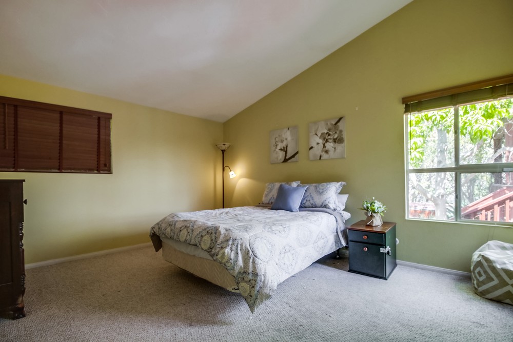 Virtual tour photo 27 of 54 for 2817 Dale St