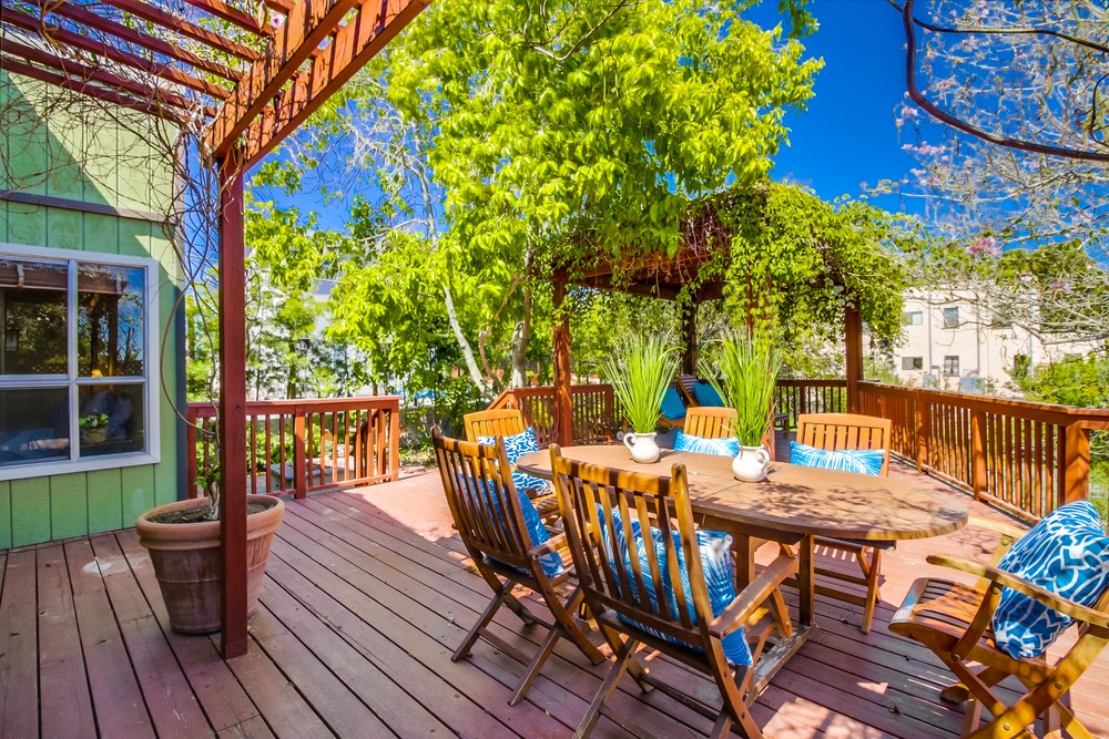 Virtual tour photo 36 of 54 for 2817 Dale St