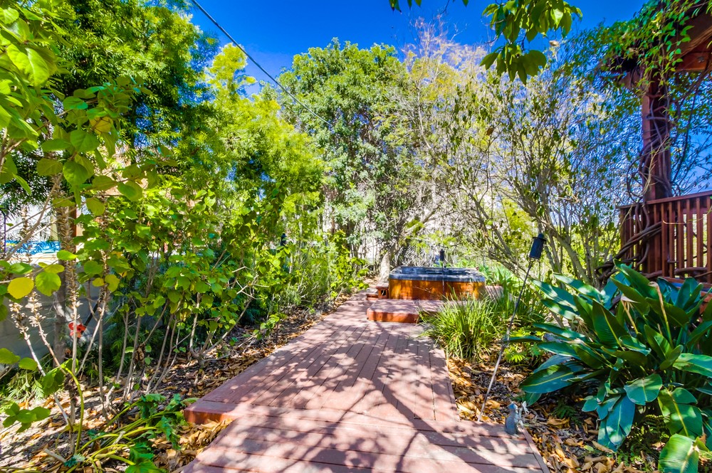 Virtual tour photo 51 of 54 for 2817 Dale St