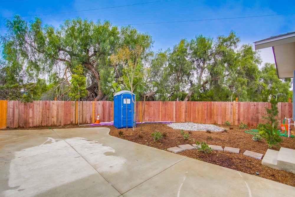 Virtual tour photo 5 of 40 for 2818 Columbine St