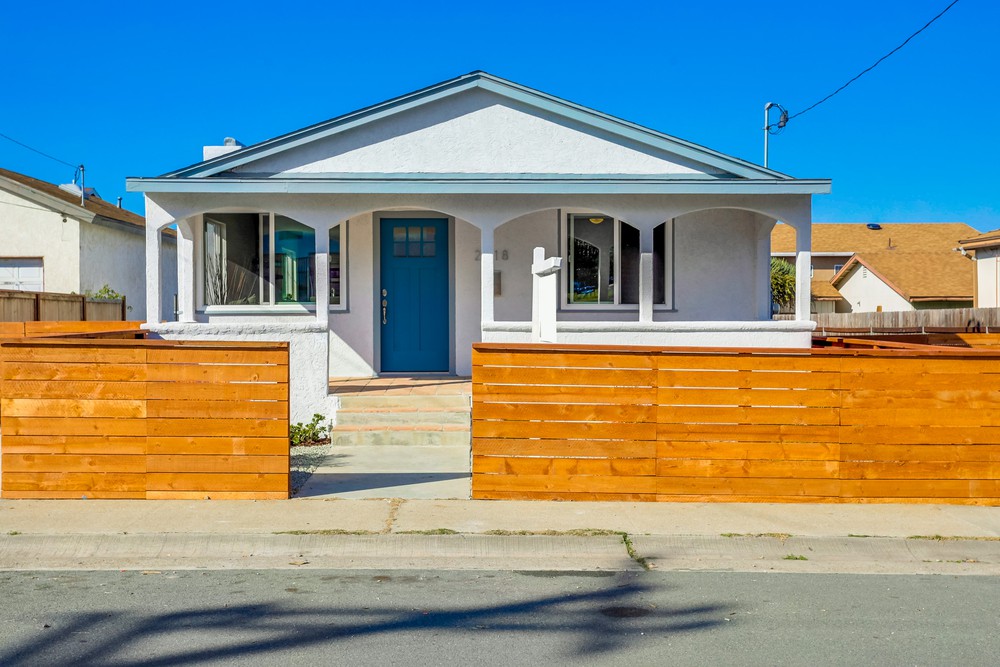 Virtual tour photo 3 of 43 for 2818 Comstock St