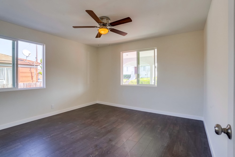 Virtual tour photo 28 of 43 for 2818 Comstock St