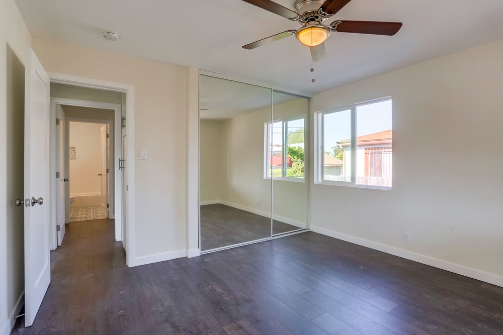 Virtual tour photo 29 of 43 for 2818 Comstock St