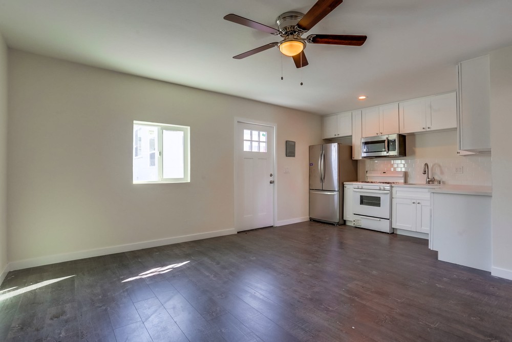 Virtual tour photo 37 of 43 for 2818 Comstock St