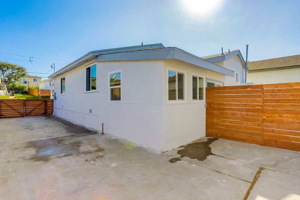 Virtual tour photo 44 of 43 for 2818 Comstock St