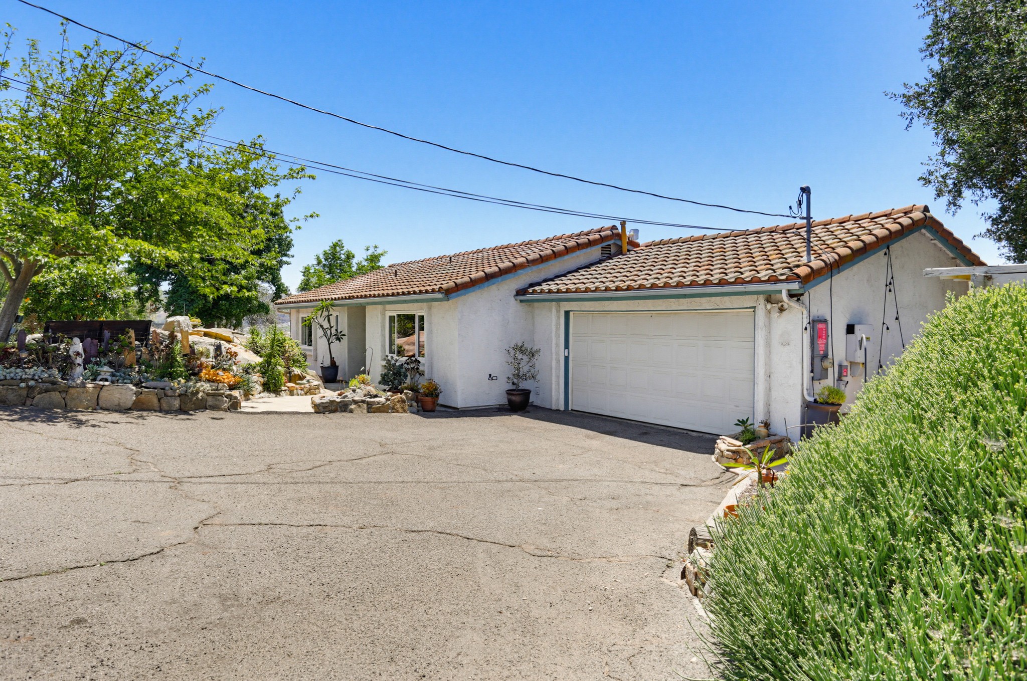 Virtual tour photo 4 of 40 for 28185 Valley Center Rd